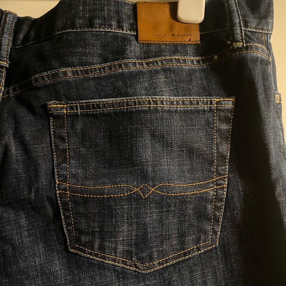 Lucky Men’s Classic Straight Leg Jeans
